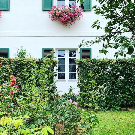 Isabelle'S Rosegarden Hotel Beckerich Bagian luar foto