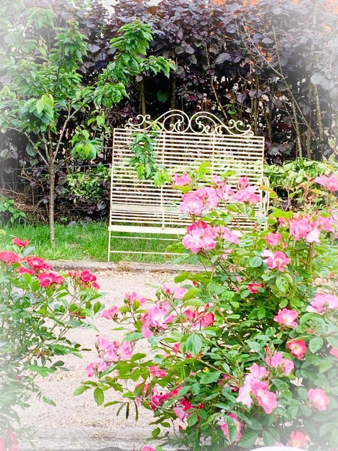 Isabelle'S Rosegarden Hotel Beckerich Bagian luar foto